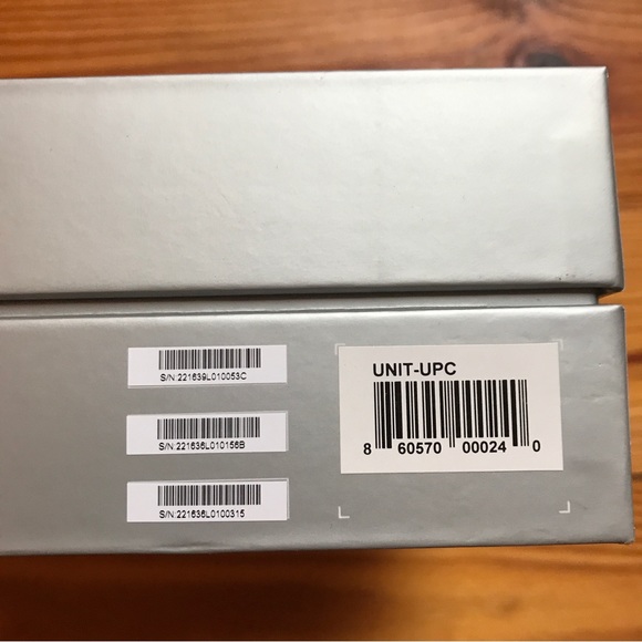 Luma Home Apple Inc. Surround WIFI System, NWT - Picture 4 of 8